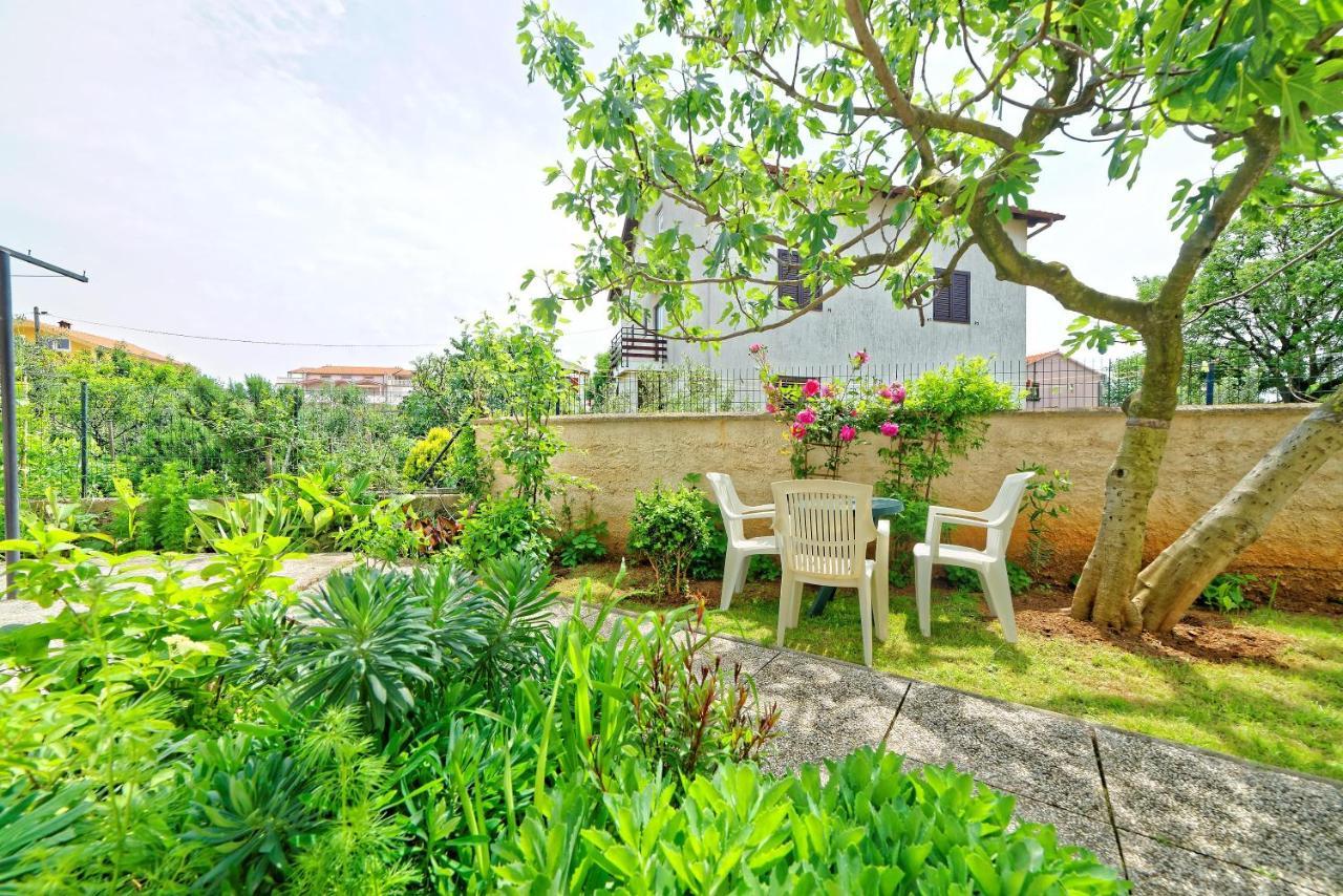 Guest House Jolanda Medulin Exterior foto