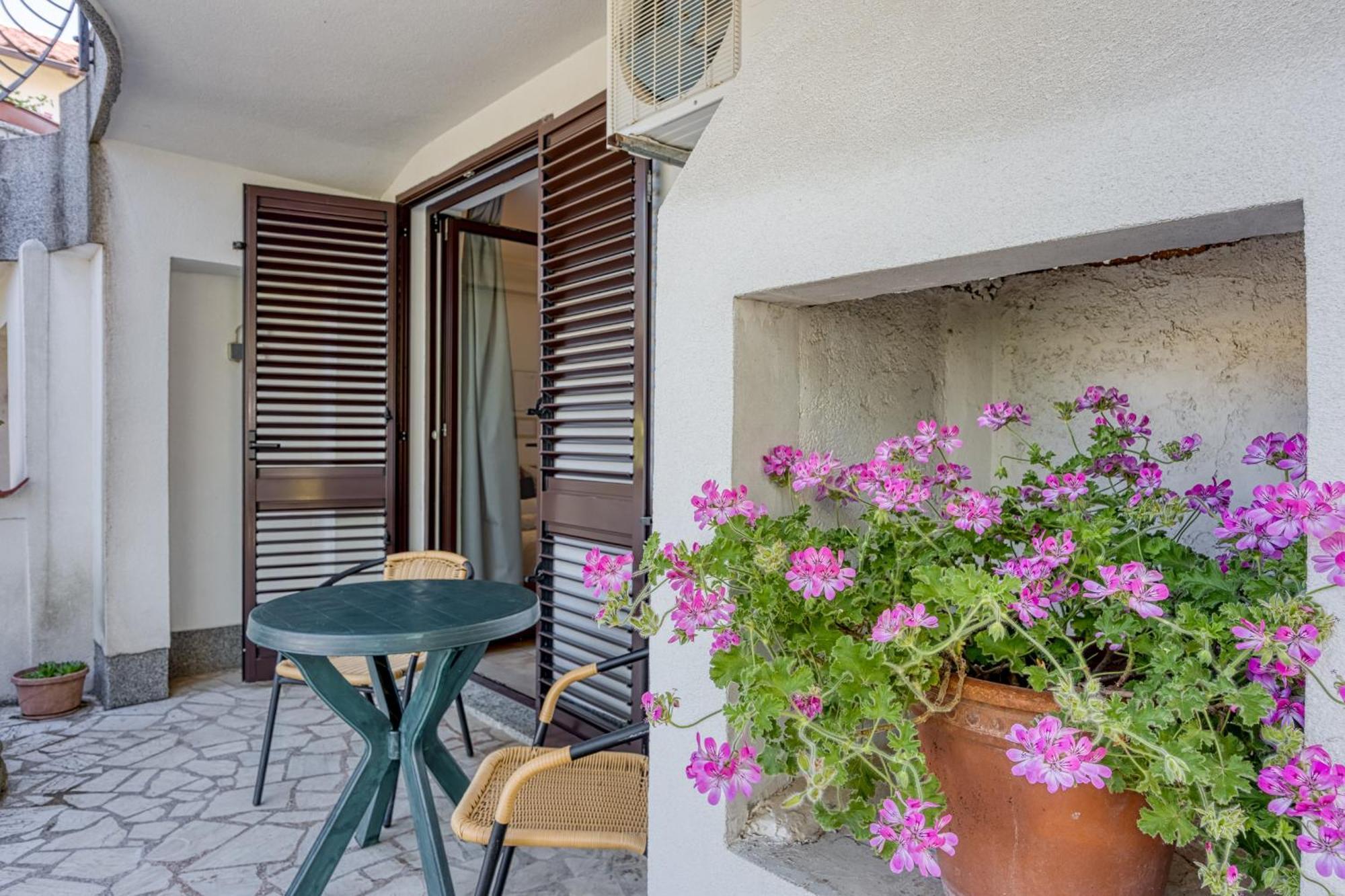 Guest House Jolanda Medulin Exterior foto